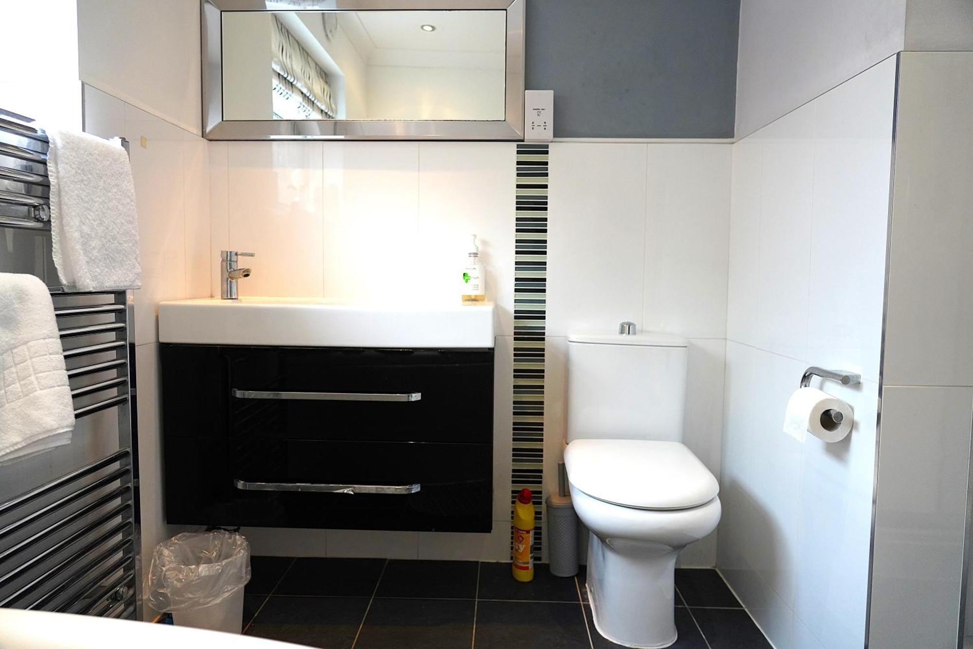 Sleeps 10, Free Parking, Close To Science Park, King Size Bed Milton  ภายนอก รูปภาพ