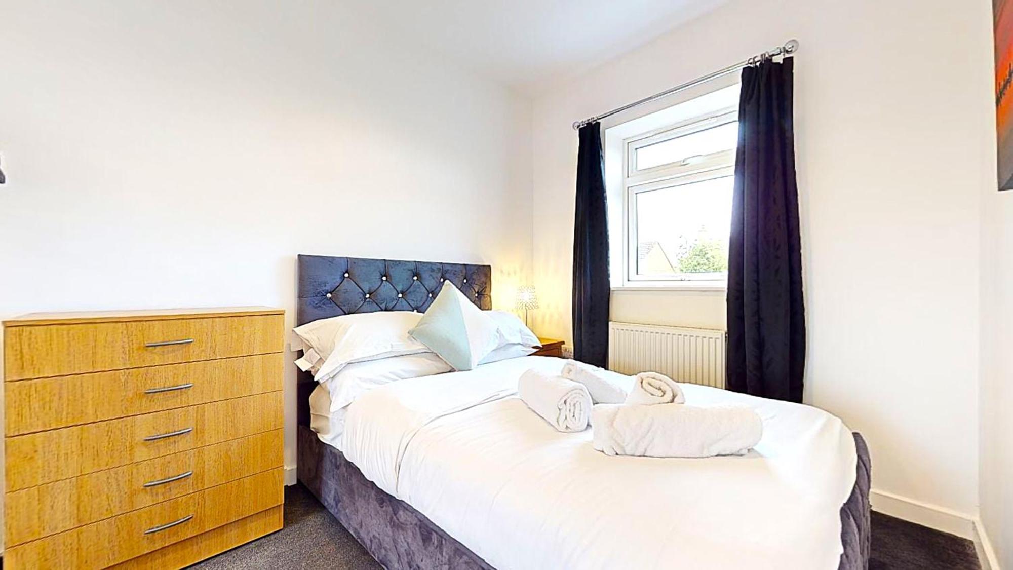 Sleeps 10, Free Parking, Close To Science Park, King Size Bed Milton  ภายนอก รูปภาพ