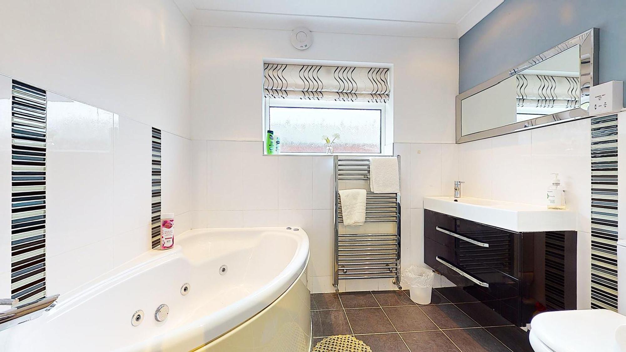 Sleeps 10, Free Parking, Close To Science Park, King Size Bed Milton  ภายนอก รูปภาพ