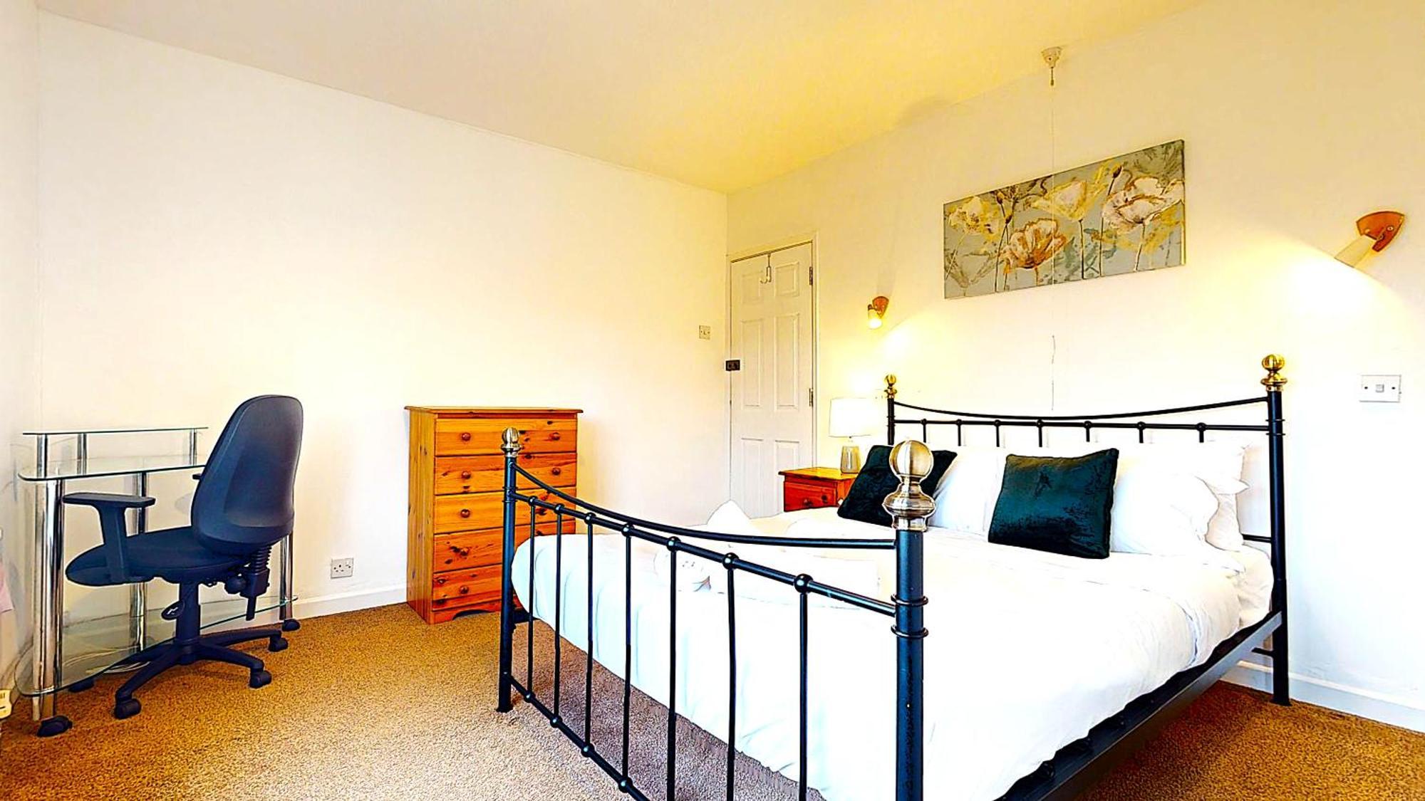 Sleeps 10, Free Parking, Close To Science Park, King Size Bed Milton  ภายนอก รูปภาพ